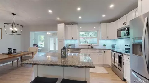 8732 E Devonshire Rd, Inverness, FL 34450 photo 3