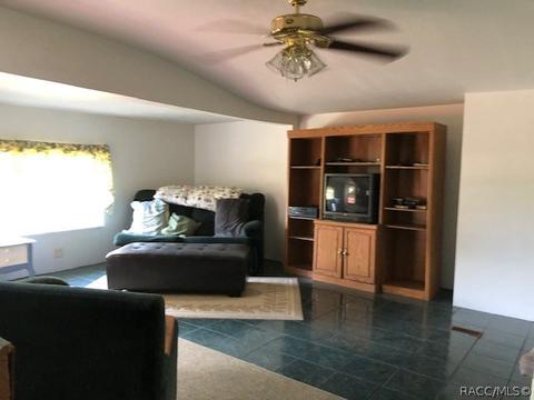 206 E Cason Blvd, Inglis, FL 34449 photo 2