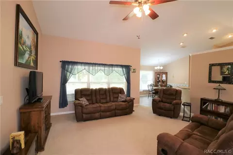 551 NE 52nd Ave, Ocala, FL 34470 photo 4