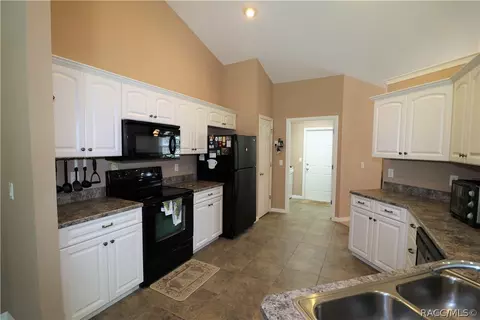 551 NE 52nd Ave, Ocala, FL 34470 photo 9