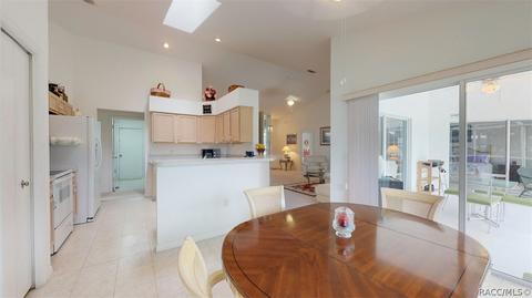 157 E Dakota Ct, Hernando, FL 34442 photo 11