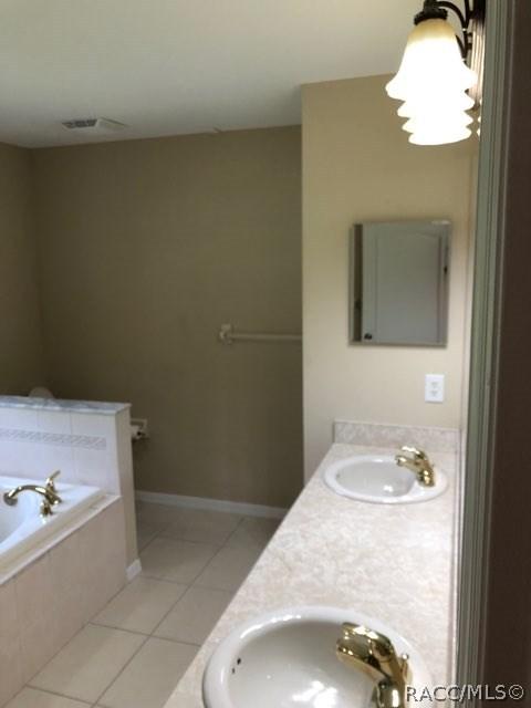 1119 E Mckinley St, Hernando, FL 34442 photo 7