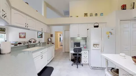 854 E Whitecloud Ln, Hernando, FL 34442 photo 14