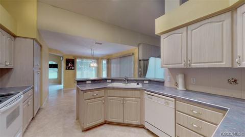 1640 E Monopoly Loop, Inverness, FL 34453 photo 2