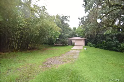 959 W Cave Ct, Hernando, FL 34442 photo 2