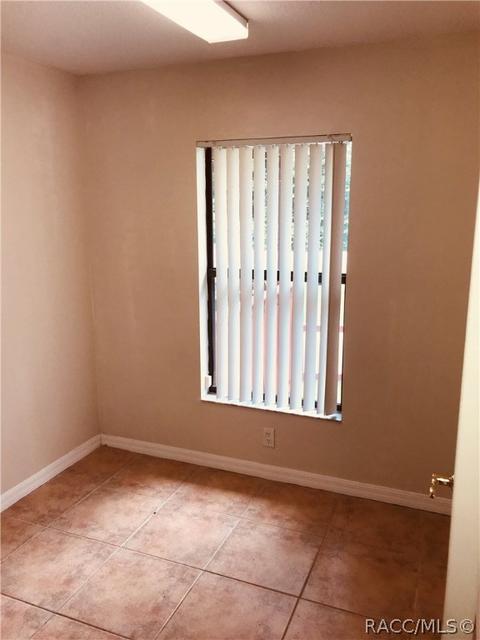929 E Victoria Ln, Holder, FL 34445 photo 13