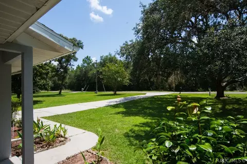 449 E Stratford Rd, Lecanto, FL 34461 photo 13