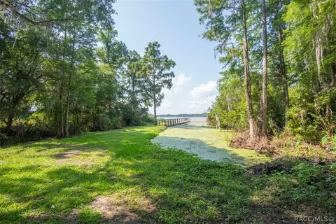 10642 SE 201st St, Inglis, FL 34449 photo 10