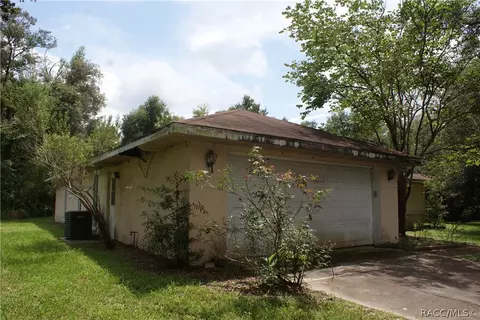 1206 E Bismark St, Hernando, FL 34442 photo 2