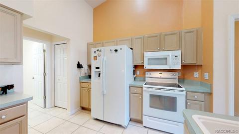 2824 N Hythe Pt, Hernando, FL 34442 photo 13