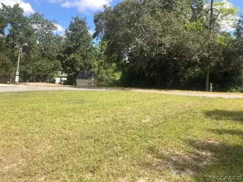 7179 Maple Dr, Weeki Wachee, FL 34607 photo 1