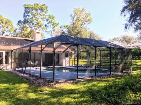 576 W Olympia St, Hernando, FL 34442 photo 5