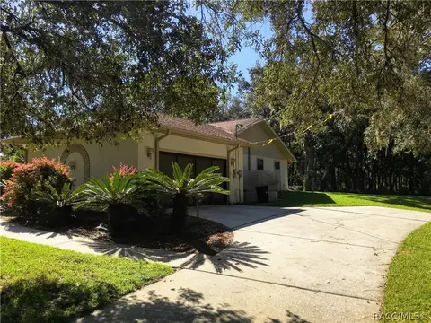 576 W Olympia St, Hernando, FL 34442 photo 3