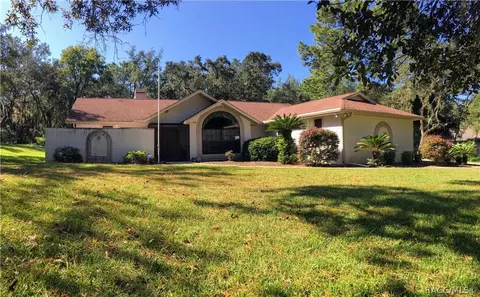 576 W Olympia St, Hernando, FL 34442 photo 1