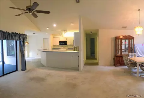 576 W Olympia St, Hernando, FL 34442 photo 7