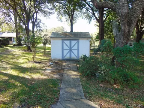 1229 E Silver Thorn Loop, Hernando, FL 34442 photo 25