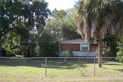 4060 N Bluewater Dr, Hernando, FL 34442 photo 2