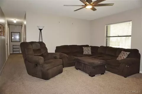 1239 E Silver Thorn Loop, Hernando, FL 34442 photo 4