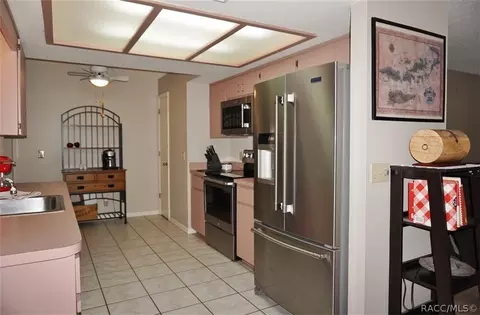 1239 E Silver Thorn Loop, Hernando, FL 34442 photo 8