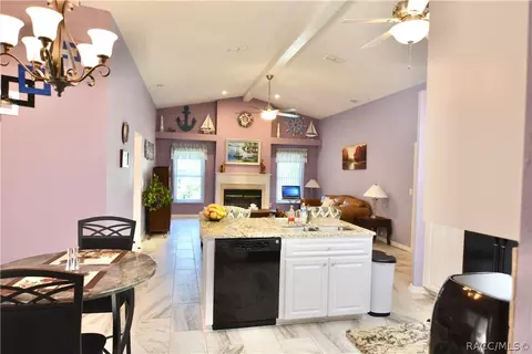 518 W Olympia St, Hernando, FL 34442 photo 6