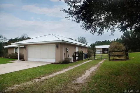 982 E Bismark St, Hernando, FL 34442 photo 2