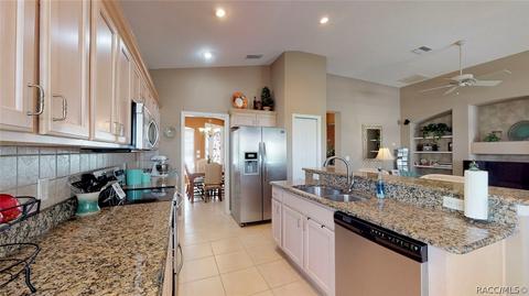 925 W Silver Meadow Loop, Hernando, FL 34442 photo 15