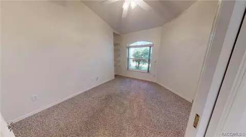 688 W Liberty St, Hernando, FL 34442 photo 6