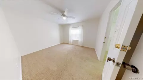 688 W Liberty St, Hernando, FL 34442 photo 10