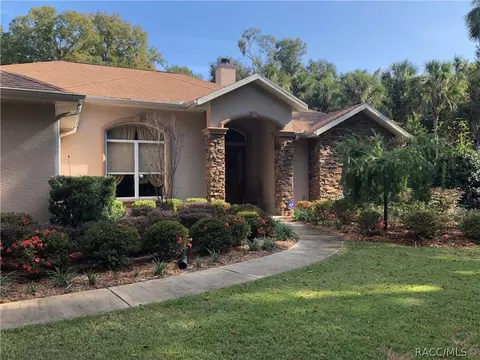 97 S Inglis Ave, Inglis, FL 34449 photo 11