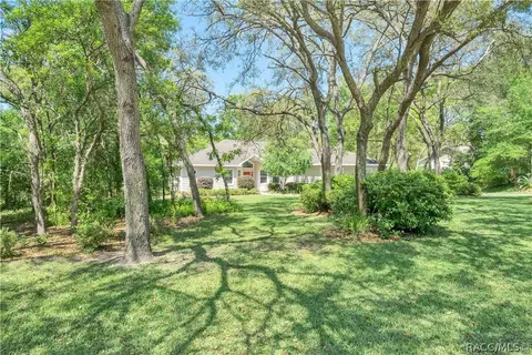 635 W Olympia St, Hernando, FL 34442 photo 1