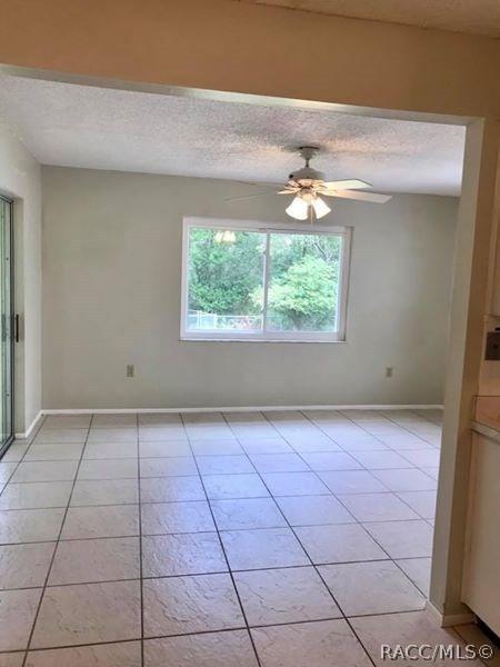 6421 Hillview Rd, Spring Hill, FL 34606 photo 3