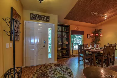 136 E Pilar St, Hernando, FL 34442 photo 4