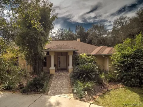 136 E Pilar St, Hernando, FL 34442 photo 2