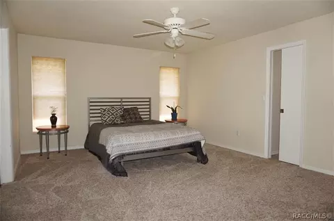 205 E Falconry Ct, Hernando, FL 34442 photo 19