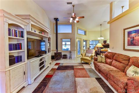 243 E Savoy St, Lecanto, FL 34461 photo 3