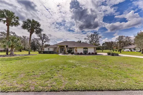 746 E Keller Ct, Hernando, FL 34442 photo 2
