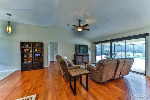 746 E Keller Ct, Hernando, FL 34442 photo 6
