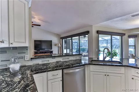 746 E Keller Ct, Hernando, FL 34442 photo 11
