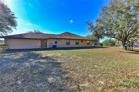 413 E Samuel Ct, Hernando, FL 34442 photo 4