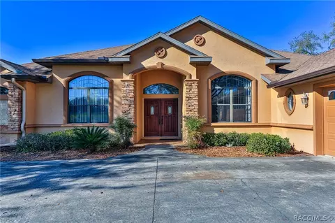 413 E Samuel Ct, Hernando, FL 34442 photo 2