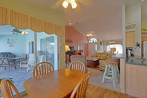 3655 E Cove Park Trl, Hernando, FL 34442 photo 12