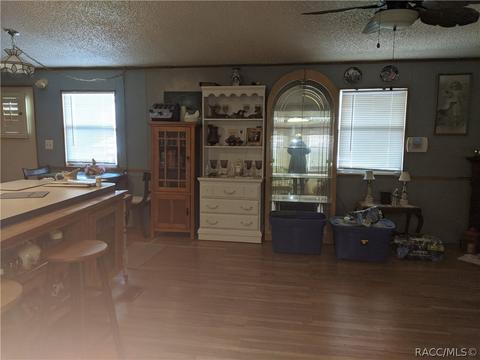 17790 S 35th Ter, Inglis, FL 34449 photo 6
