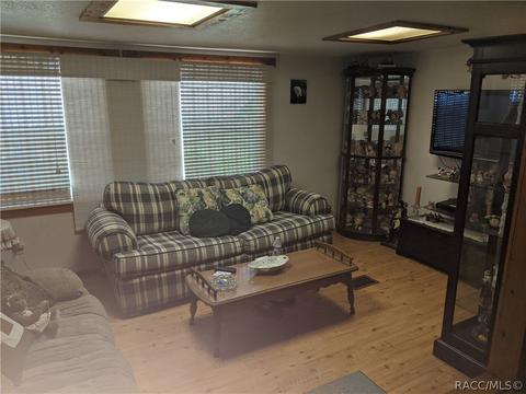 17790 S 35th Ter, Inglis, FL 34449 photo 10