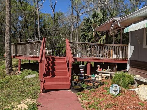 17790 S 35th Ter, Inglis, FL 34449 photo 1