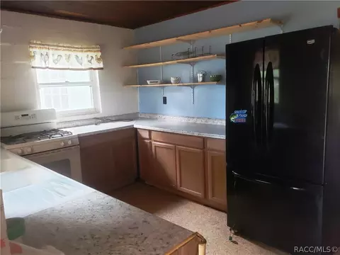 9115 Central Ave, Coleman, FL 33521 photo 9
