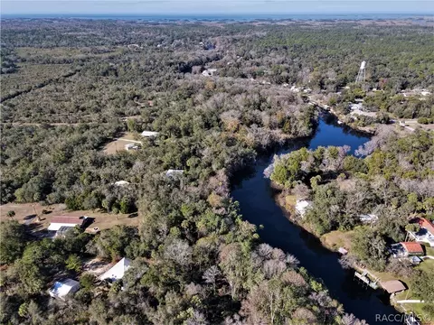 15833 W River Rd, Inglis, FL 34449 photo 6
