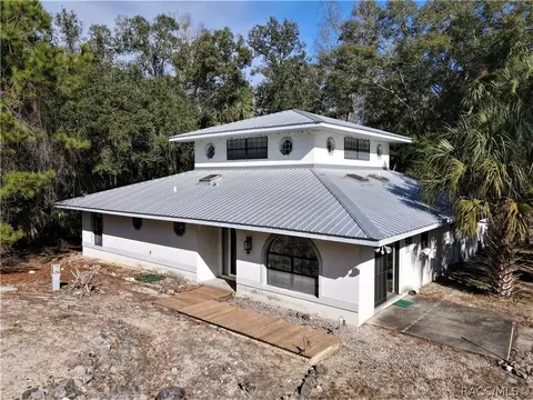 15833 W River Rd, Inglis, FL 34449 photo 8