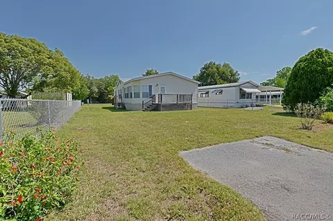 4231 E Alabama Ln, Hernando, FL 34442 photo 2