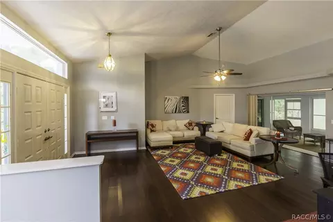 752 W Olympia St, Hernando, FL 34442 photo 2