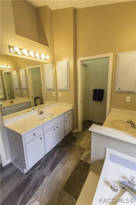 752 W Olympia St, Hernando, FL 34442 photo 12